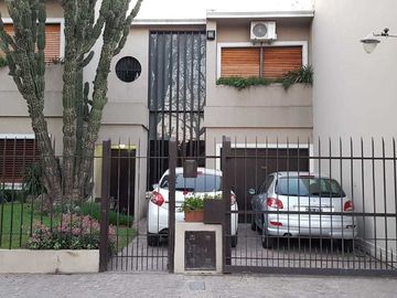 Casa Venta San Miguel A Metros De Estacion Lemos