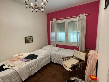 Casa en venta de 4 dormitorios c/ cochera en Malvinas Argentinas