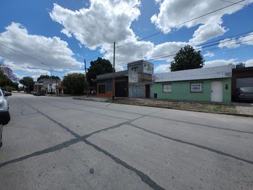 Casa en venta de 2 dormitorios en Florencio Varela