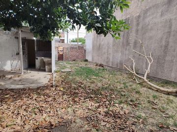 Casa en venta de 2 dormitorios en Florencio Varela