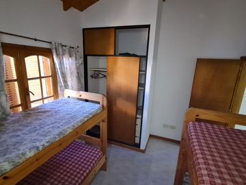 Dúplex en venta de 2 dormitorios c/ cochera en Costa Azul