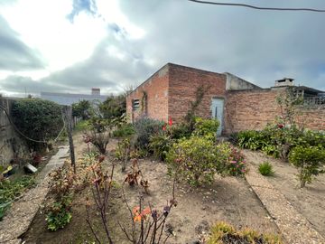Casa en venta de 2 dormitorios c/ cochera en 9 de Julio
