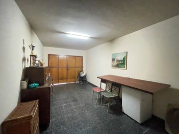 Casa en venta de 2 dormitorios c/ cochera en 9 de Julio