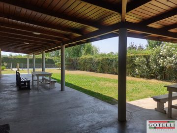 Venta  Canning Casa 4 Dormitorios Parque Y Piscina Belleville