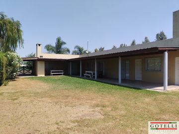 Venta  Canning Casa 4 Dormitorios Parque Y Piscina Belleville