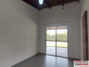 Venta  Canning Casa 4 Dormitorios Parque Y Piscina Belleville