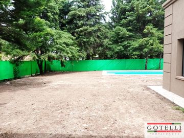 Venta Canning Hermosa Casa De 3 Dormitorios Llave En Mano - Brickland Barrio Cerrado