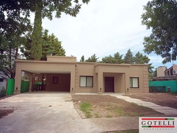 Venta Canning Hermosa Casa De 3 Dormitorios Llave En Mano - Brickland Barrio Cerrado