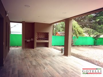 Venta Canning Hermosa Casa De 3 Dormitorios Llave En Mano - Brickland Barrio Cerrado
