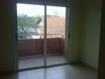Venta Monte Grande Departamento 2 Ambientes 1º Piso  al Frente