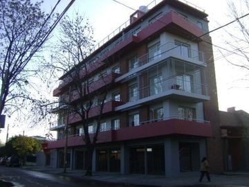 Venta Monte Grande Departamento 2 Ambientes 1º Piso  al Frente