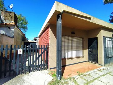 Departamento en venta de 2 dormitorios c/ cochera en San Bernardo