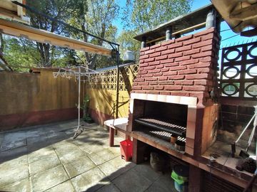 Departamento en venta de 2 dormitorios c/ cochera en San Bernardo