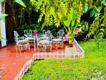Excepcional Casa colonial auténtica en Alquiler en Martínez