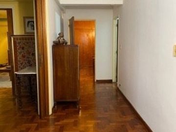 Semi Piso De Categoria En Venta Alsina 162