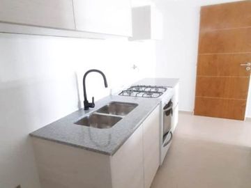 Amplios Departamentos a estrenar 1d En Venta - Estomba 674