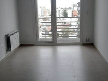 Amplios Departamentos a estrenar 1d En Venta - Estomba 674