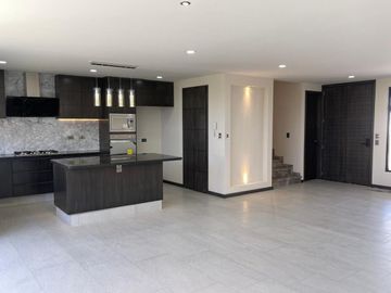 Casa Nueva Preventa en Lomas de Angelópolis Cascatta II