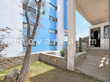 Celer Towers en Espiritu Santo