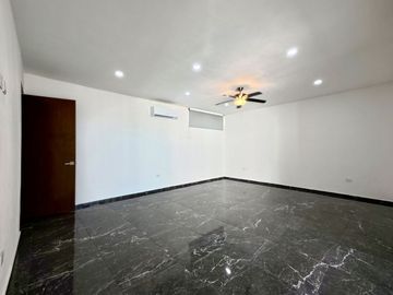 CASA VENTA MÉRIDA, 4 HABITACIONES, ALBERCA, 559 DE CONSTRUCCIÓN, BELLAVISTA, DZITYÁ.