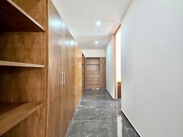 CASA VENTA MÉRIDA, 4 HABITACIONES, ALBERCA, 559 DE CONSTRUCCIÓN, BELLAVISTA, DZITYÁ.