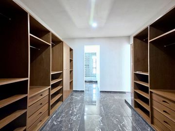 CASA VENTA MÉRIDA, 4 HABITACIONES, ALBERCA, 559 DE CONSTRUCCIÓN, BELLAVISTA, DZITYÁ.