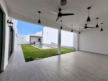 CASA VENTA MÉRIDA, 4 HABITACIONES, ALBERCA, 559 DE CONSTRUCCIÓN, BELLAVISTA, DZITYÁ.
