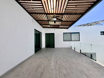 CASA VENTA MÉRIDA, 4 HABITACIONES, ALBERCA, 559 DE CONSTRUCCIÓN, BELLAVISTA, DZITYÁ.