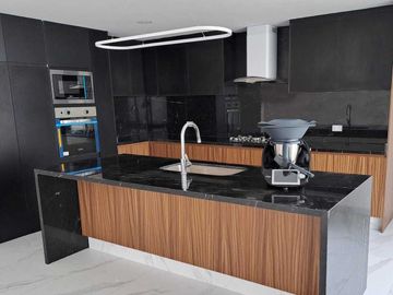 CASA EN VENTA EN LOMAS DE ANGELÓPOLIS