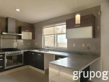 HERMOSA CASA EN CONDOMINIO EN VENTA EN VALLE DE TEPEPAN, ALCALDÍA TLALPAN!!