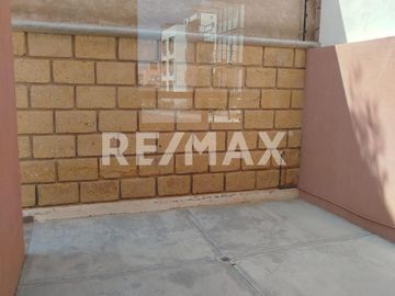 Casa San Sebastían en Fraccionamiento Ziburúa  San Isidro Juriquilla. - (3)