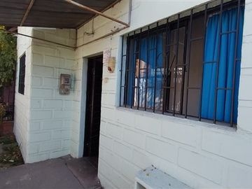 Casa en Venta en Circunvalación y Laja