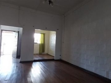 Casa en Venta en Circunvalación y Laja