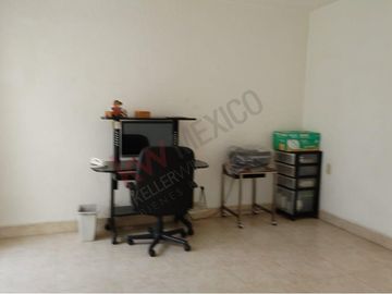 RESIDENCIA EN VENTA DENTRO DE CONDOMINIO PEDREGAL DE QUERÉTARO QUE SE ENCUENTRA CON UNA EXCELENTE UBICACIÓN   A 1 MINUTO DE BERNARDO QUINTANA