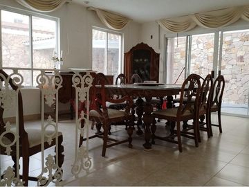 RESIDENCIA EN VENTA DENTRO DE CONDOMINIO PEDREGAL DE QUERÉTARO QUE SE ENCUENTRA CON UNA EXCELENTE UBICACIÓN   A 1 MINUTO DE BERNARDO QUINTANA
