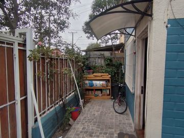 VENDO CASA 3D Y 2 B EN SAN BERNARDO