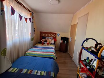 SE VENDE HERMOSA CASA EN VILLA ALEMANA