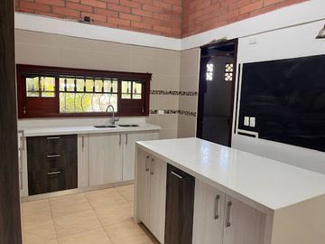 VENTA de CASAS en PEREIRA
