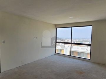 Casa en PREVENTA en fraccionamiento La loma Club de Golf, En San Luis Potosí