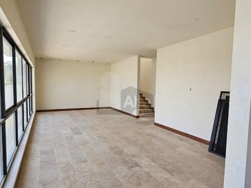 Casa en PREVENTA en fraccionamiento La loma Club de Golf, En San Luis Potosí