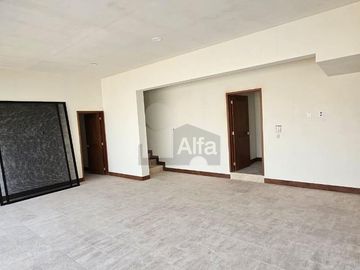 Casa en PREVENTA en fraccionamiento La loma Club de Golf, En San Luis Potosí