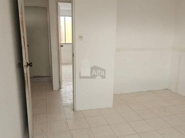 Casa en condominio en venta en San Felipe Tlalmimilolpan, Toluca, México