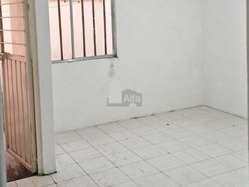Casa en condominio en venta en San Felipe Tlalmimilolpan, Toluca, México