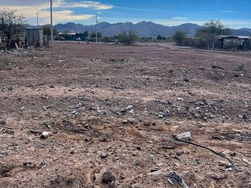 Venta Terreno 200m2, $15000 dlls. Col. Progreso Mexicali