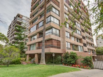 Departamento En Venta Providencia Los Claveles / Plaza Las Lilas