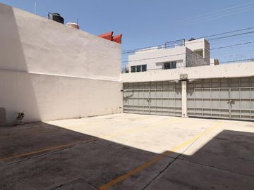 PENTHOUSE EN VENTA EN MORELIA, CHAPULTEPEC ORIENTE.