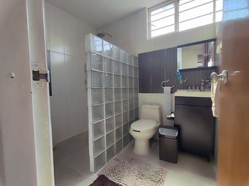 CASA EN VENTA EL ROBLE I ZONA GUADALUPE CALERAS