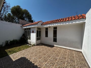 CASA EN VENTA 1 PISO 