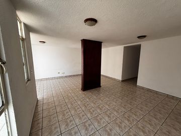 CASA EN VENTA 1 PISO 