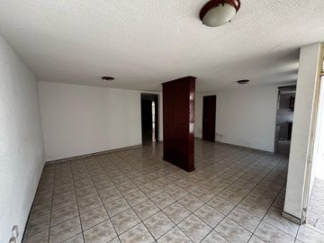 CASA EN VENTA 1 PISO 